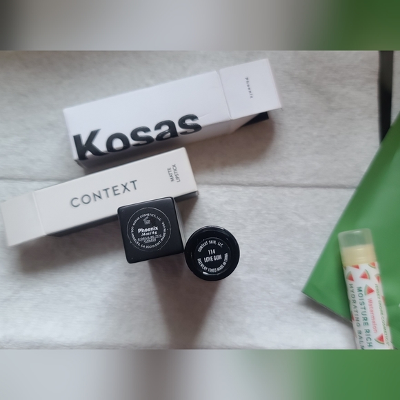 Beauty bundle! - Picture 2 of 3